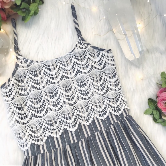 Crochet Lace Overlay Striped Linen Mini Dress - Picture 2 of 5